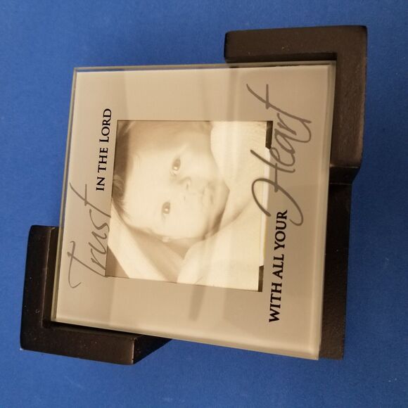 Six piece photo coaster set with black wood holder Faith can hold pictures - Picture 11 of 11